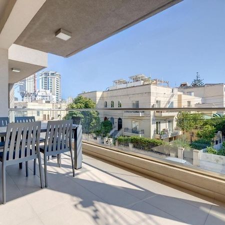 Marvellous 3Br Apartment In Central St Julians St. Julian's Exteriör bild